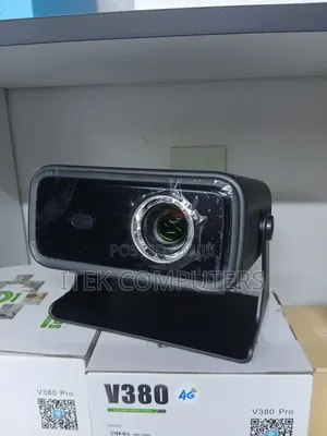 CY900 Projector for Family Movie Nights and Shared Entertainment