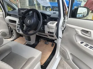 Daihatsu Move 2020 White