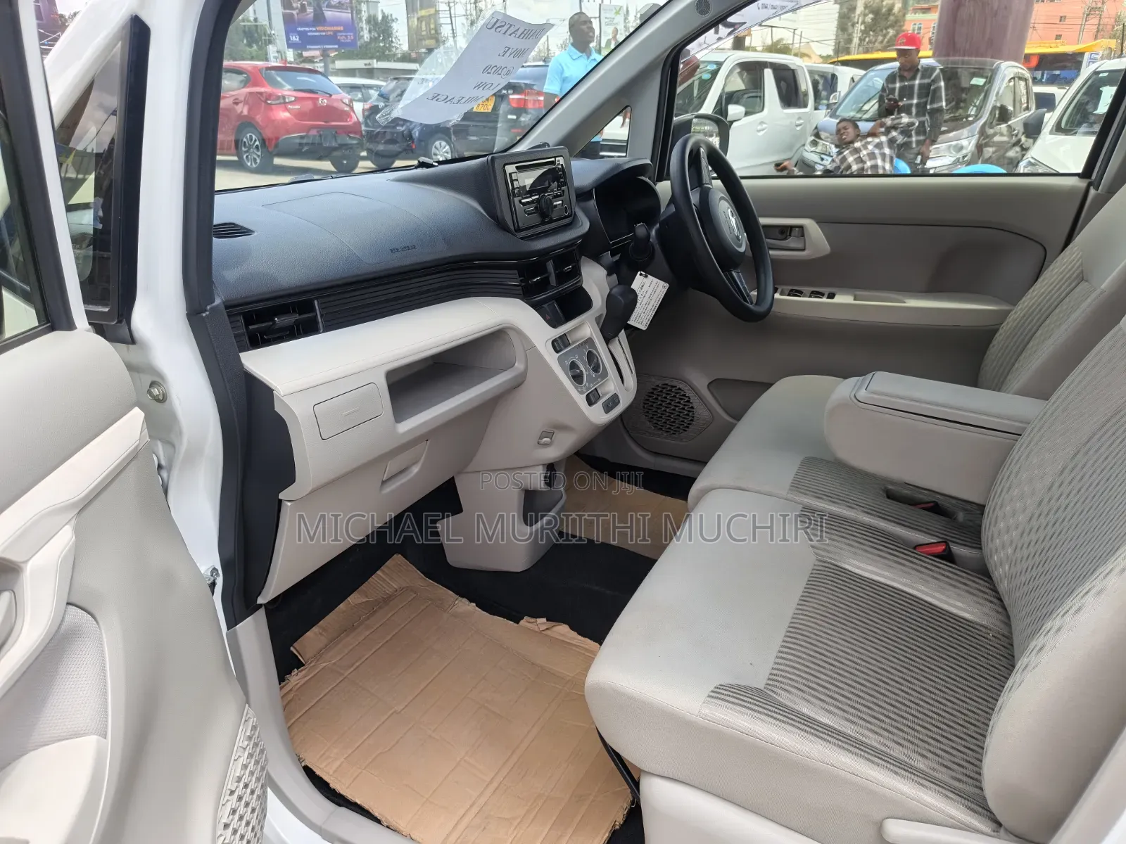 Daihatsu Move 2020 White