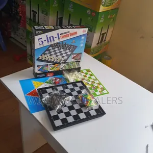 5-in-1 Family Board Game Set