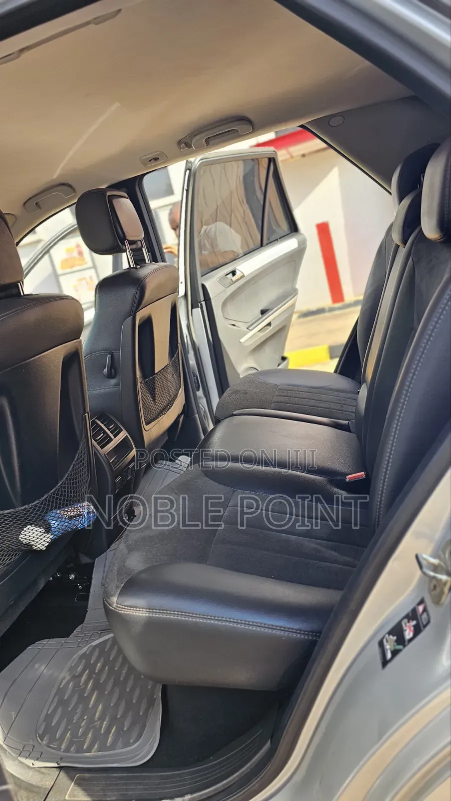 Mercedes-Benz C320 2009 Silver