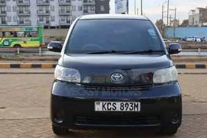 Toyota Porte 2011 Black