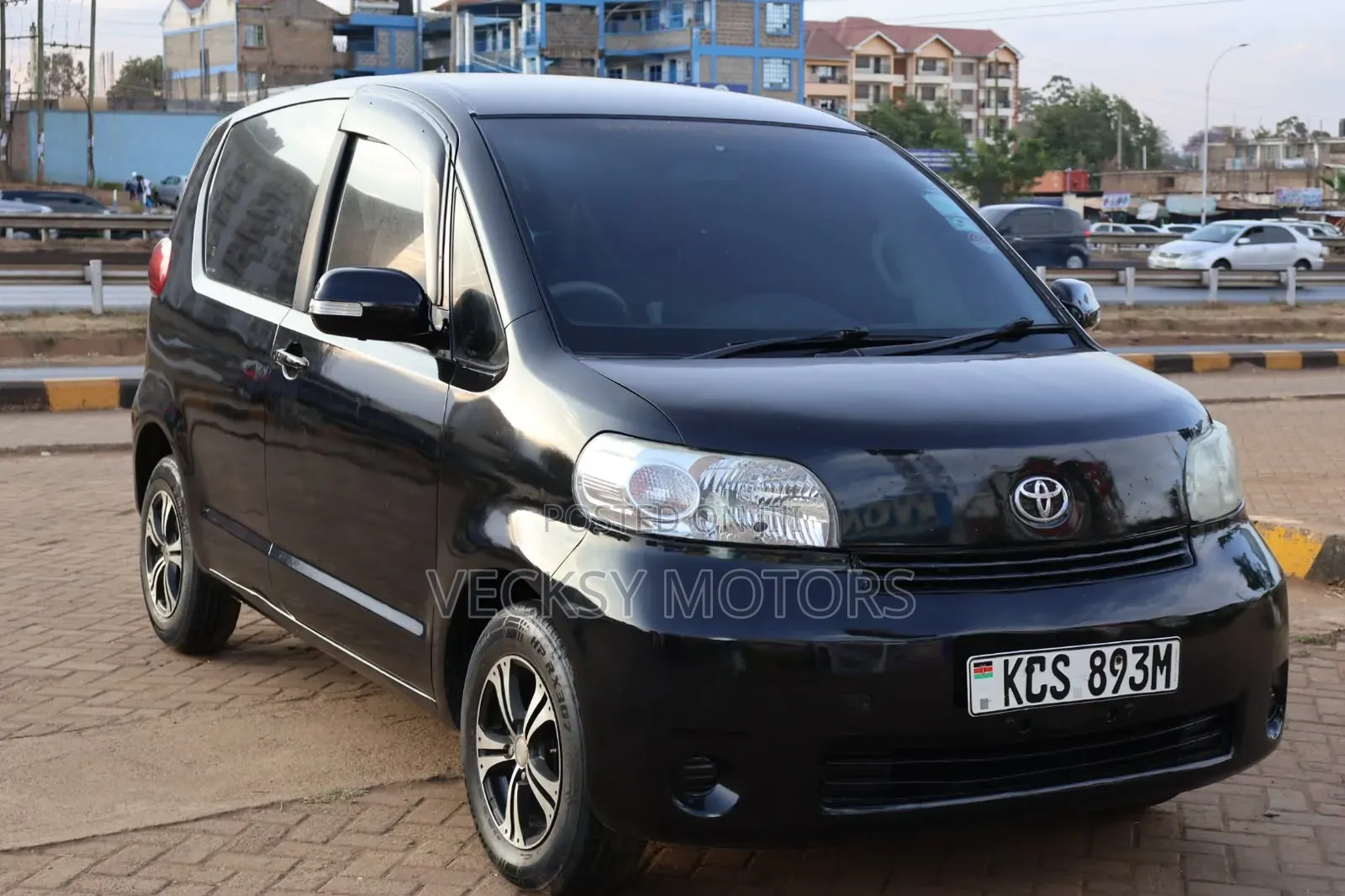 Toyota Porte 2011 Black