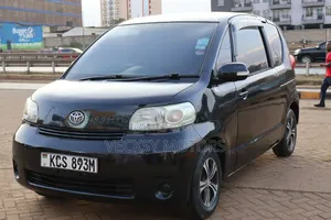 Toyota Porte 2011 Black