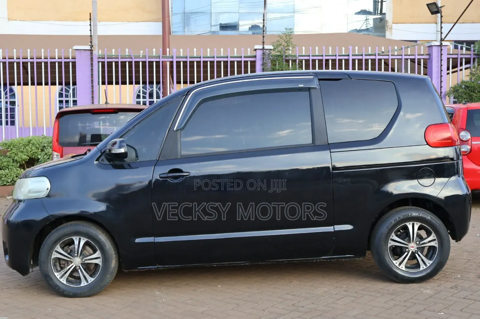Toyota Porte 2011 Black