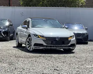 Volkswagen Arteon 2.0T SEL Premium AWD 4MOTION 2019 Pearl
