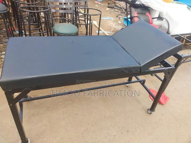 Examination Black Running Bed