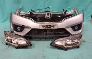 Nosecut Honda Fit Gk4 2016