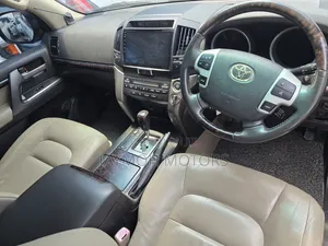 Toyota Land Cruiser 2009