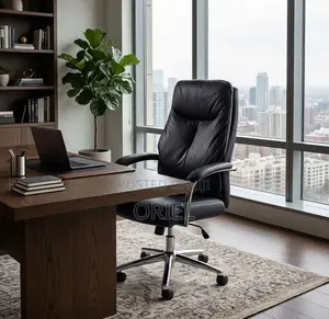 Office Chair : High Back Leather Seat