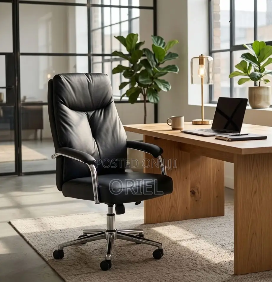 Office Chair : High Back Leather Seat
