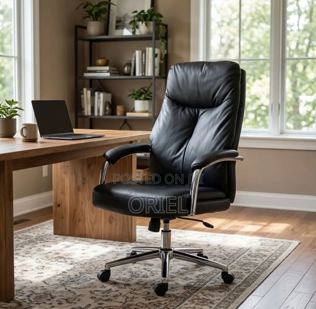 Office Chair : High Back Leather Seat