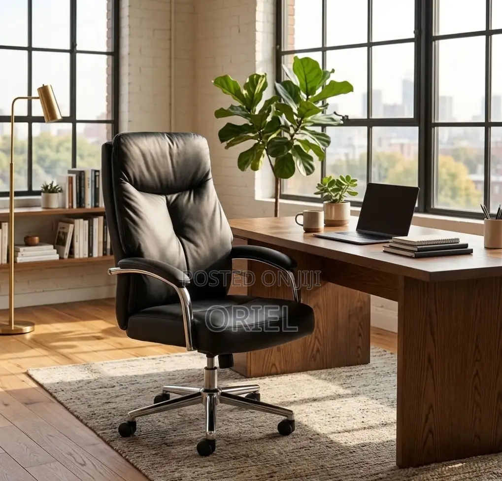 Office Chair : High Back Leather Seat