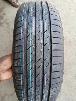 185/65r15 Maxtrek Maximus Tyre