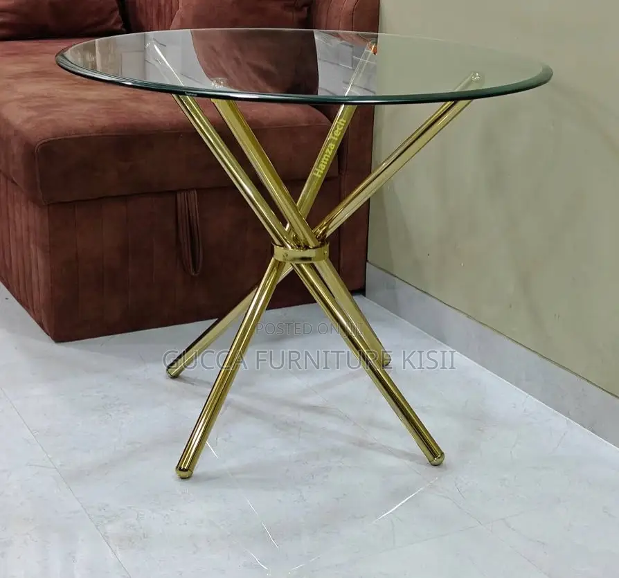 Modular Round Glass Dining Table.