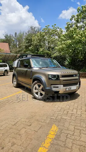 Land Rover Defender 110 First Edition 4x4 2020 Gold
