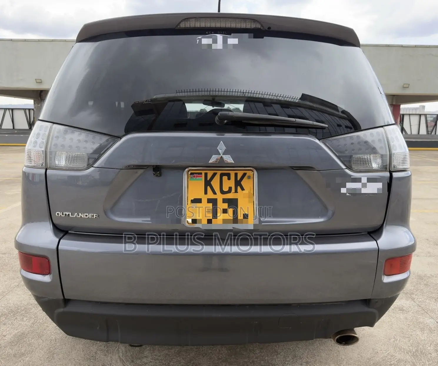Mitsubishi Outlander 2010 Gray