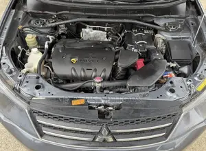 Mitsubishi Outlander 2010 Gray