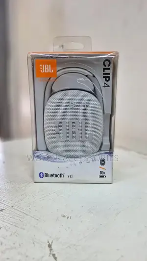 JBL Clip 4