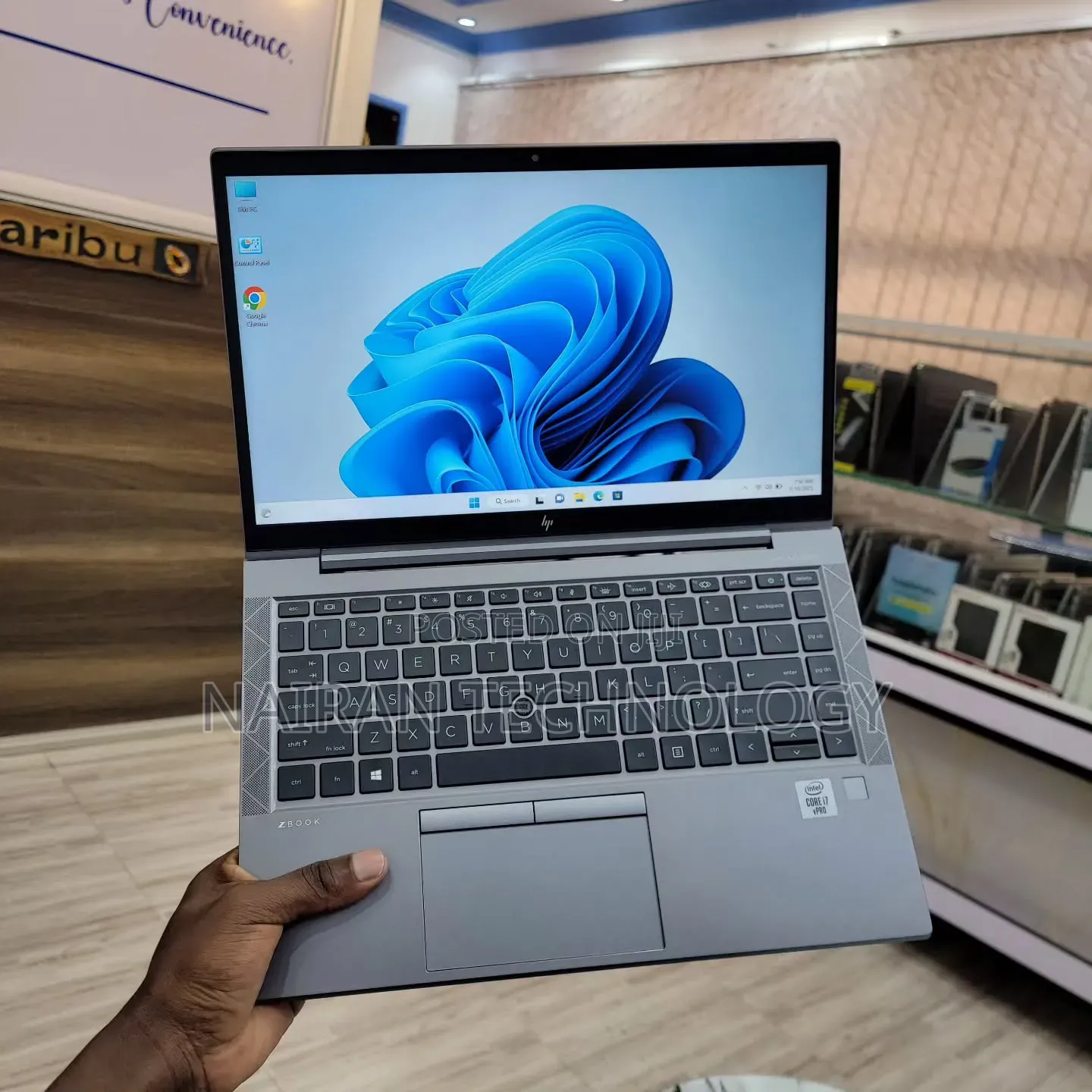 Laptop HP ZBook Firefly 14 G10 32GB Intel Core i7 SSD 512GB