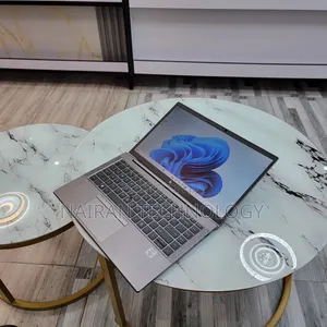 Laptop HP ZBook Firefly 14 G10 32GB Intel Core i7 SSD 512GB