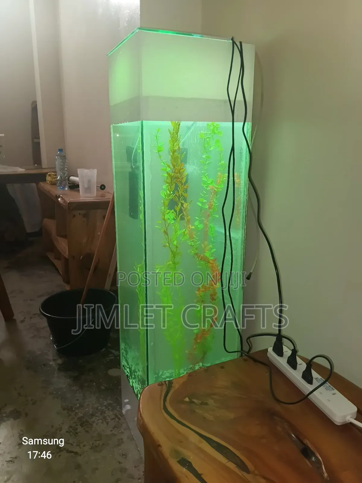 5ft White Tower Aquarium