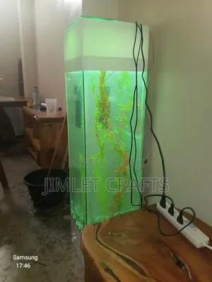 5ft White Tower Aquarium