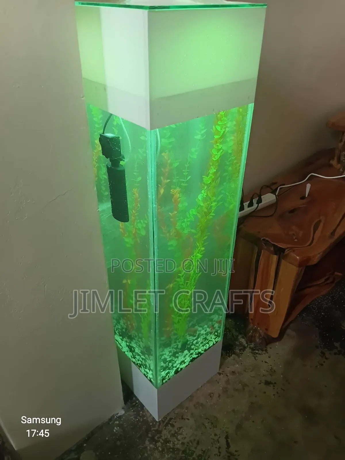 5ft White Tower Aquarium