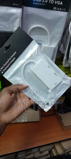 3-in-1 Mini DisplayPort (Thunderbolt 2) to HDMI / VGA / DVI Adapter