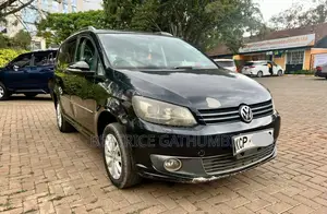 Volkswagen Touran 2011 Black