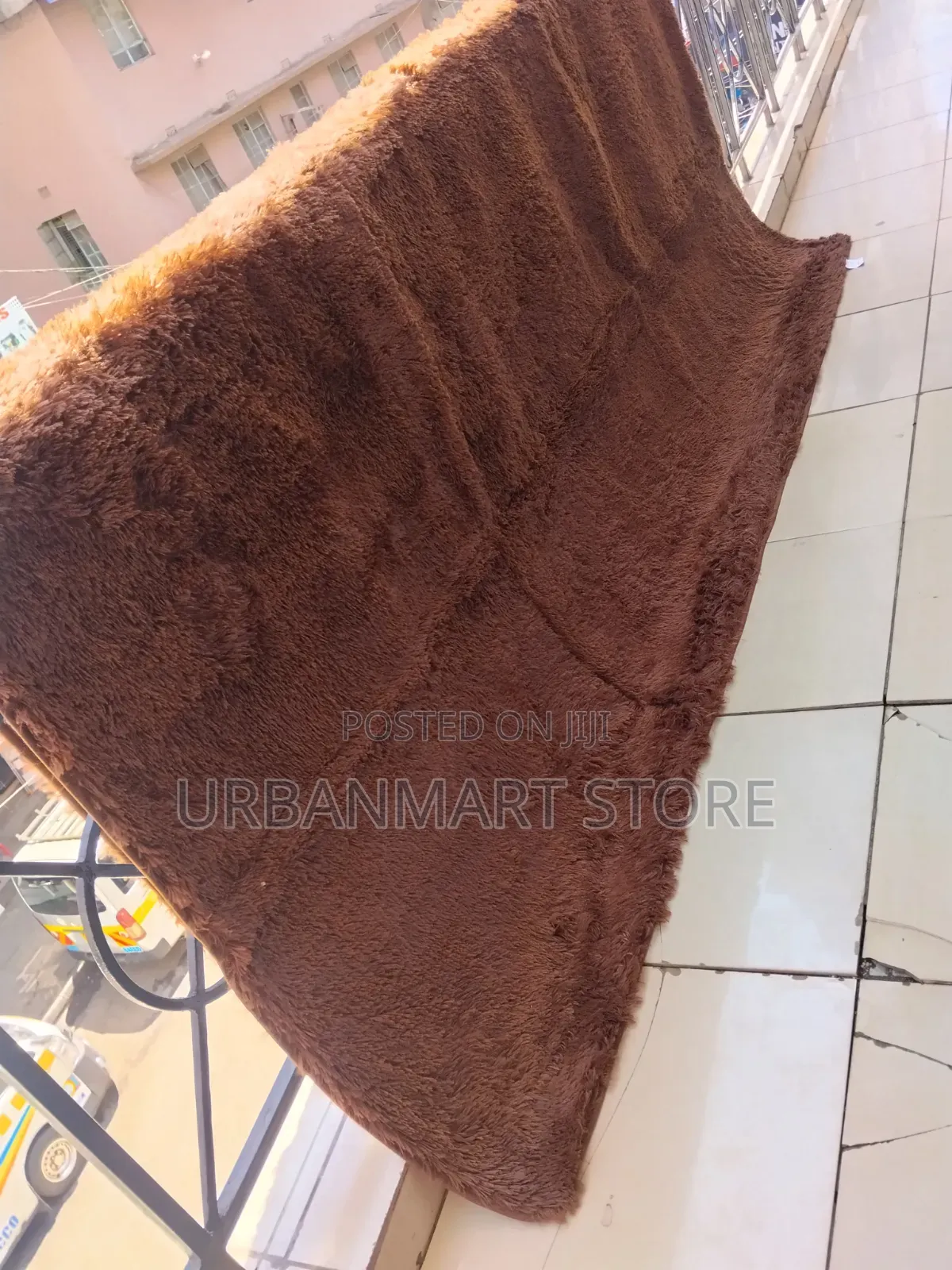Quality Soft Fluffy Rug 7 by 10 With Beautiful Patterns