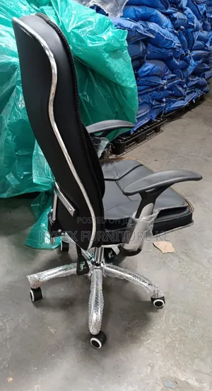 Boss Office Leather Seat