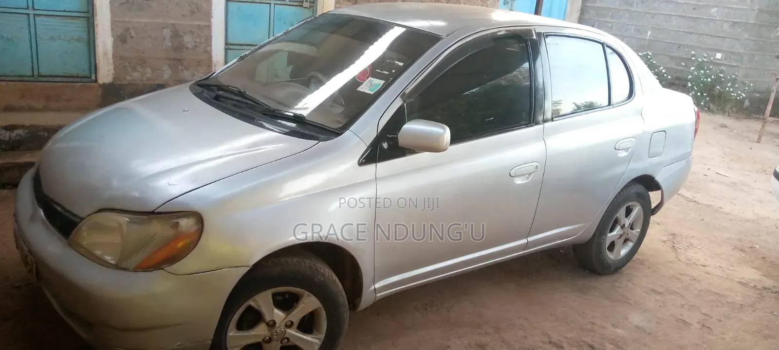 Toyota Platz 2005 Silver