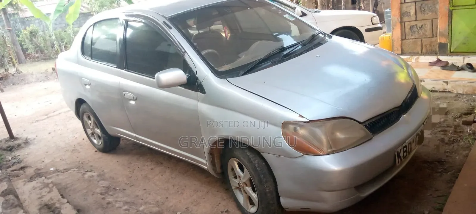 Toyota Platz 2005 Silver