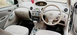 Toyota Platz 2005 Silver