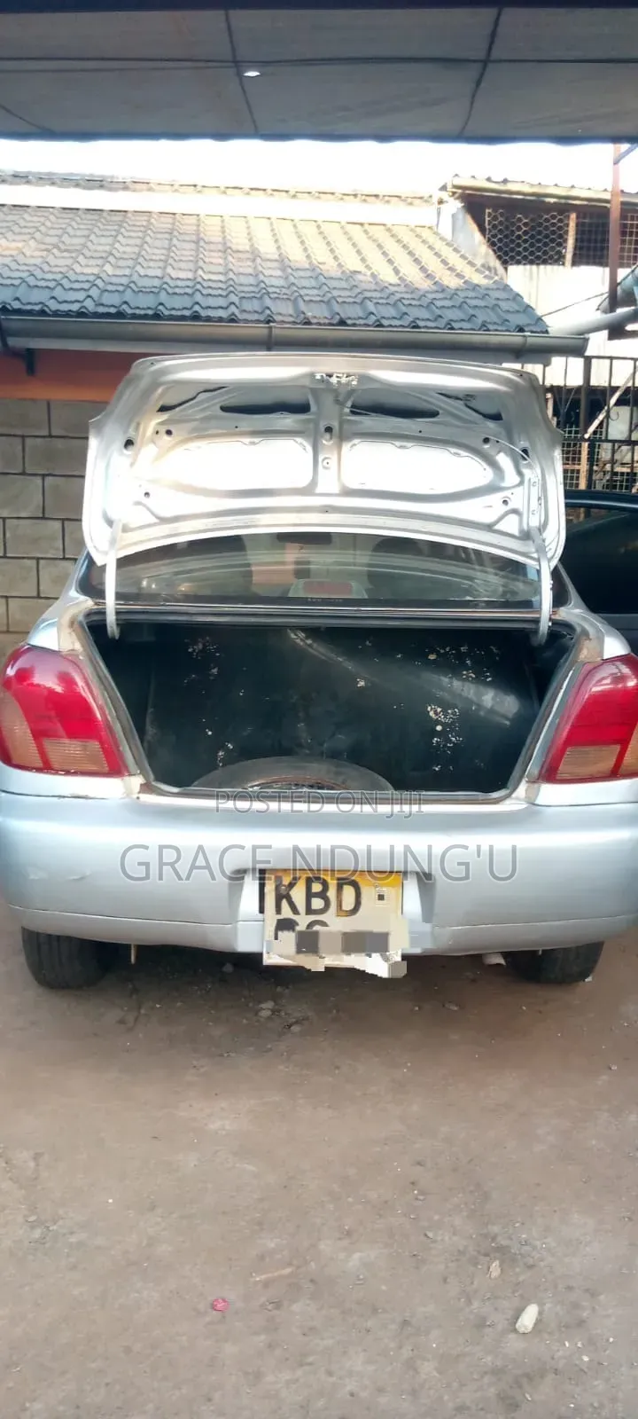 Toyota Platz 2005 Silver