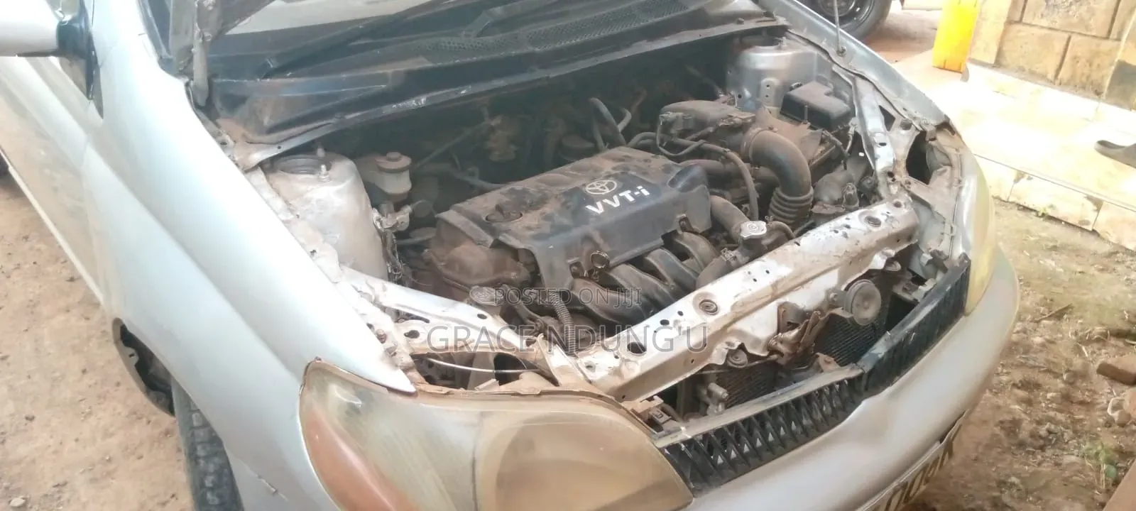Toyota Platz 2005 Silver