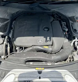 Mercedes-Benz C200 2020 Black