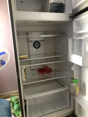 SAMSUNG Fridge 380 Litters on Sale