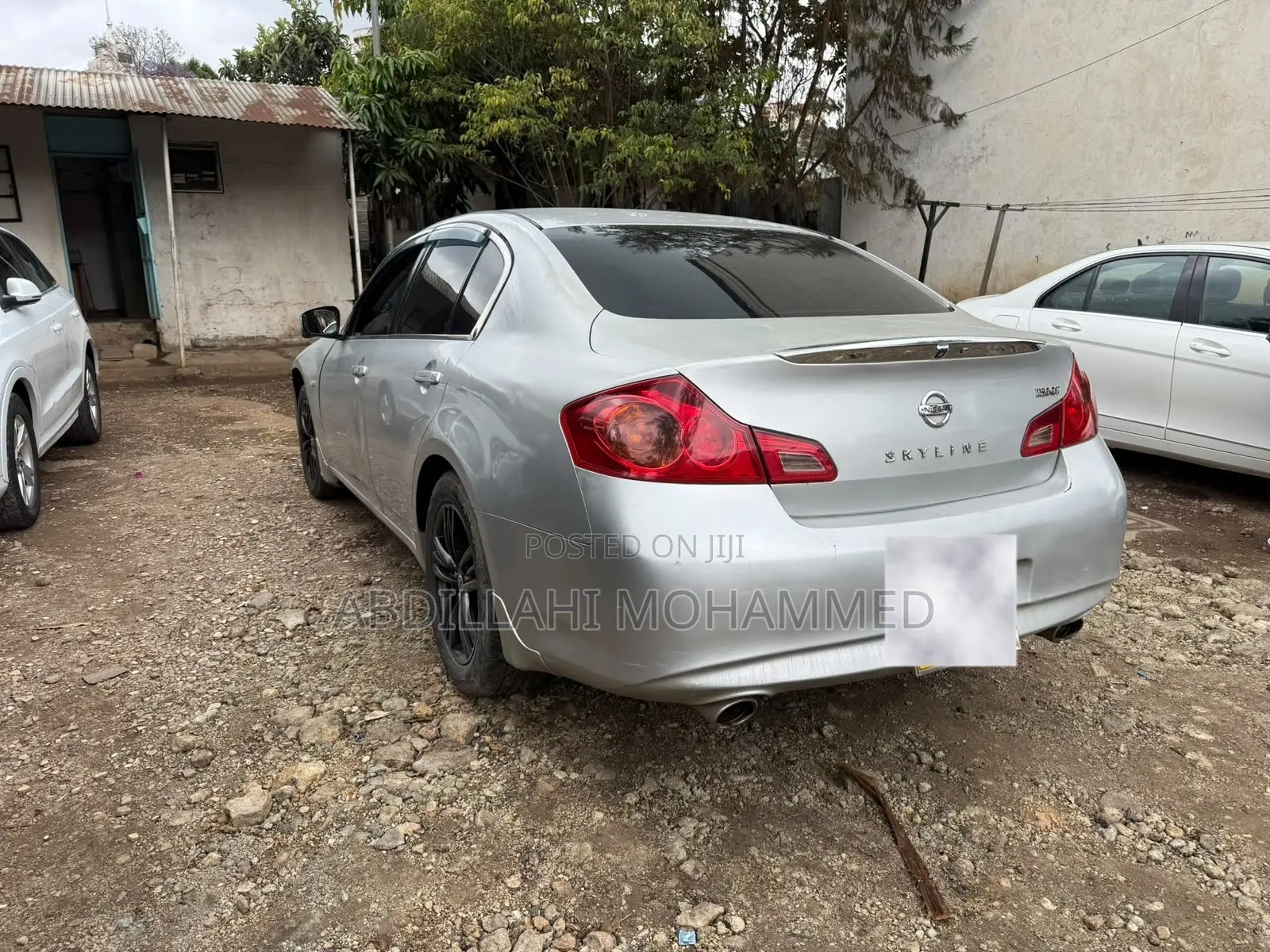 Nissan Skyline 2010 Gray