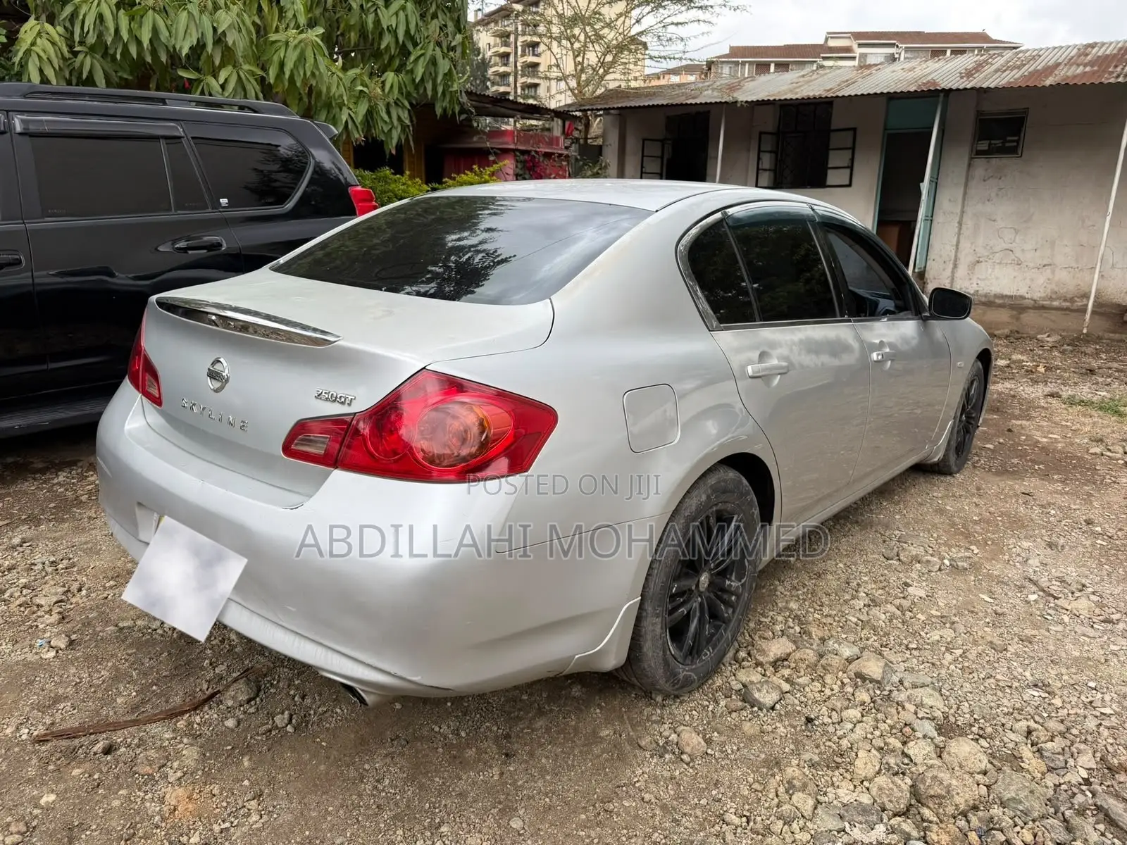 Nissan Skyline 2010 Gray
