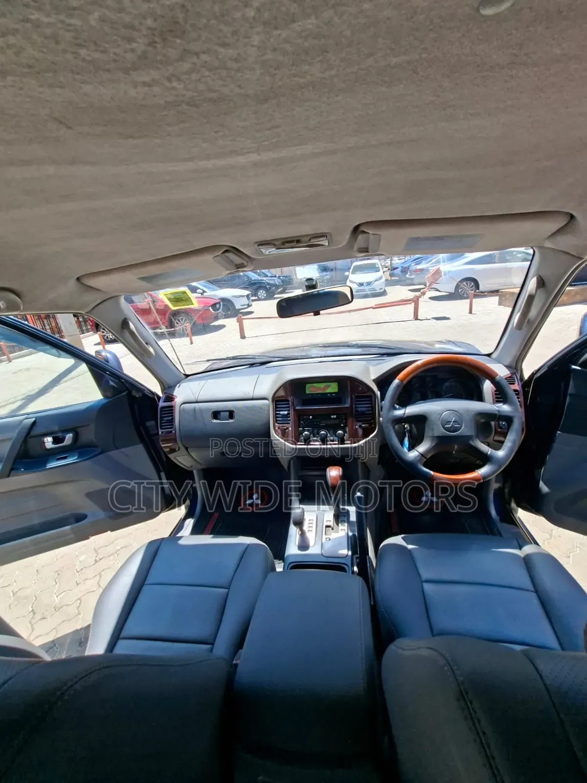 Mitsubishi Pajero 2003 Blue