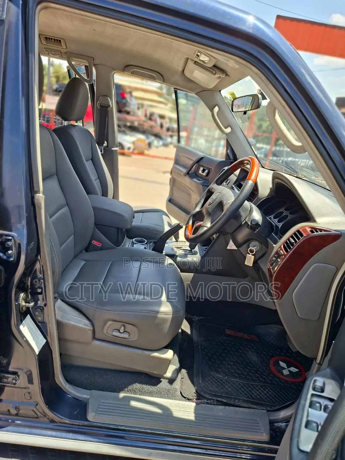 Mitsubishi Pajero 2003 Blue
