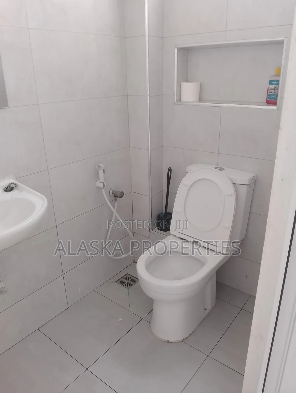 Studio Apartment to Let in Nyali Estate