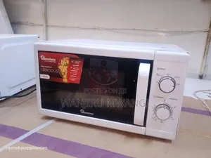 Ramtons Microwave (White )