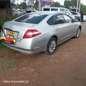 Nissan Teana 2010 Silver