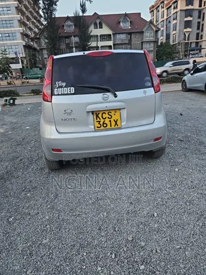 Nissan Note 2011 Silver