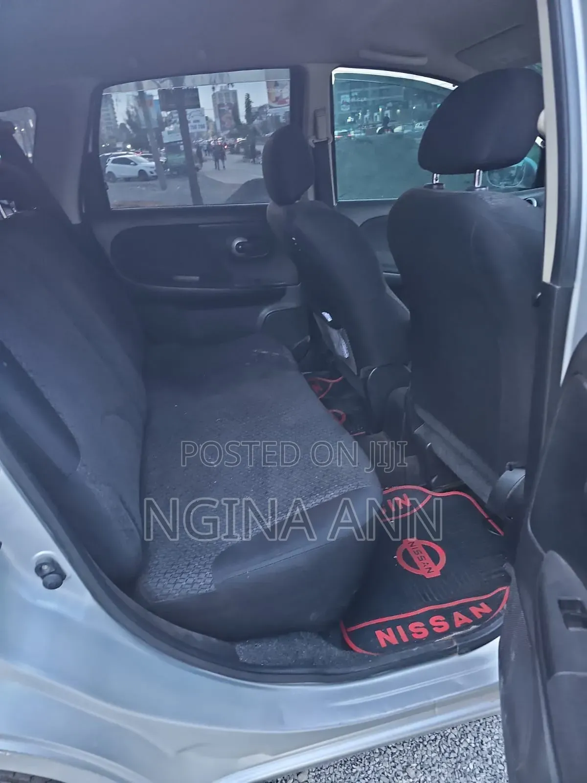 Nissan Note 2011 Silver