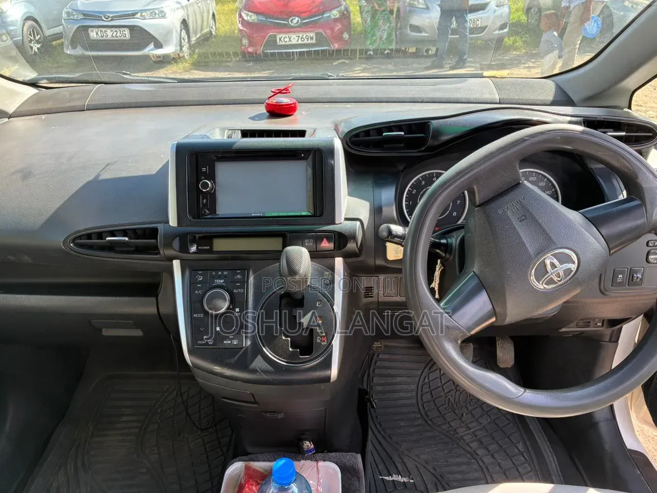 Toyota Wish 2010 Pearl