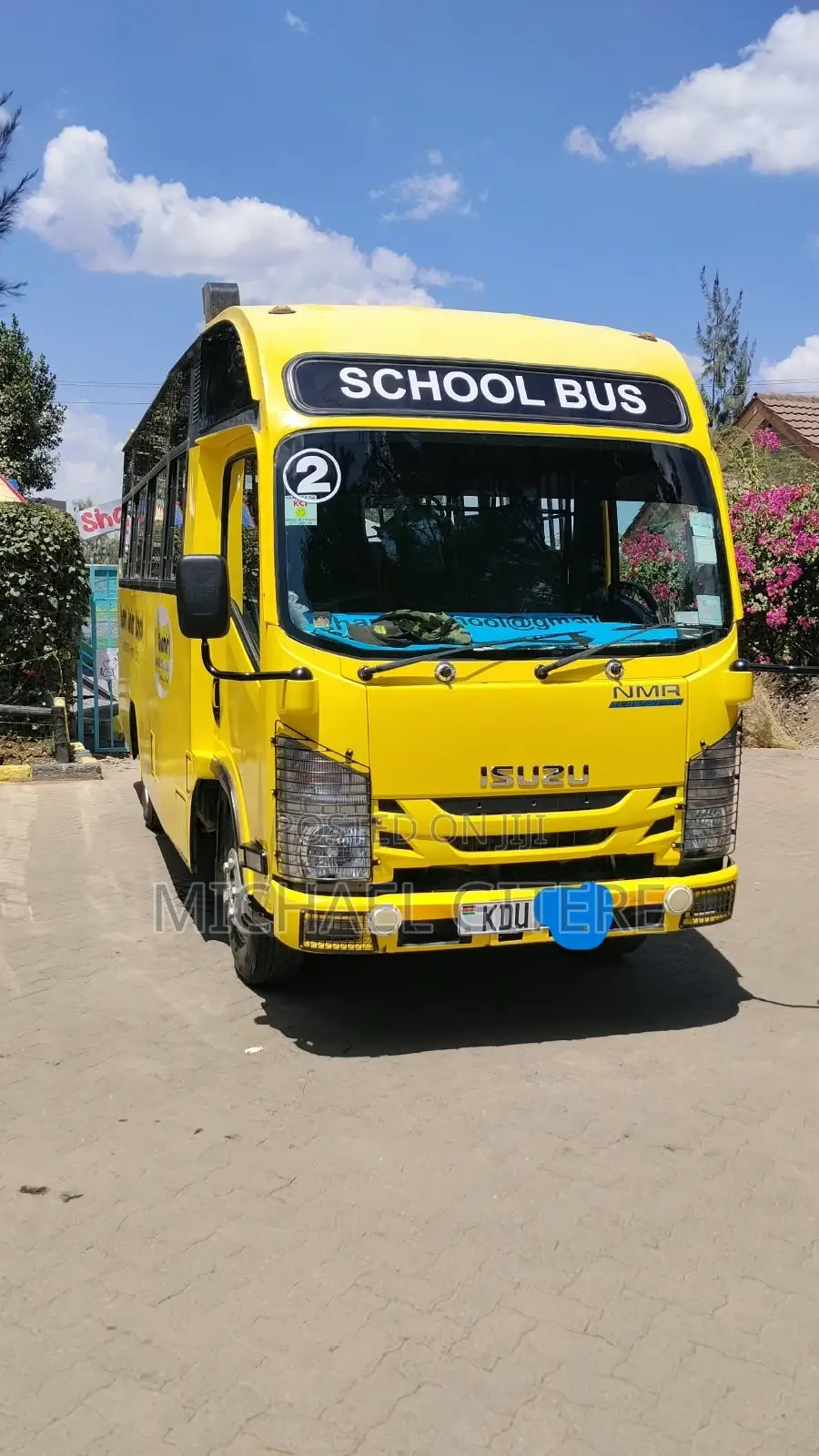 Isuzu NMR 2024 Yellow